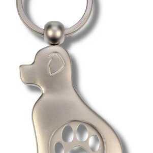 Chiphalter Hund mit Pfote als Chip